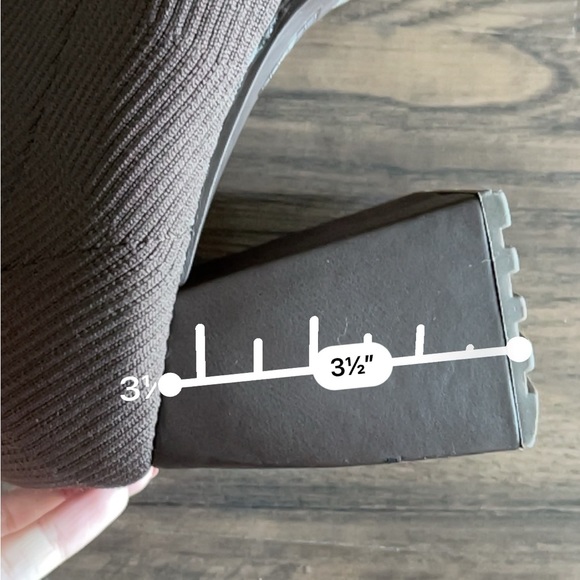 Chocolate brown ribbed platform sock booties - Picture 4 of 4